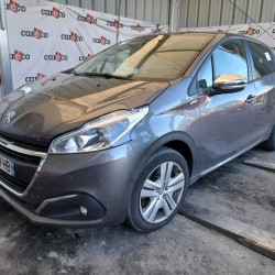 Peugeot 208 I (CA_, CC_) 1.2 vti 82 (2012)